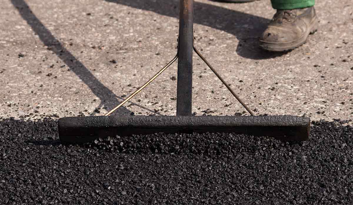 Asphalt Sealcoating In St Louis